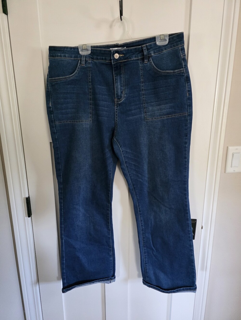 Luvamia Women's High-Waisted Straight-Leg Jeans